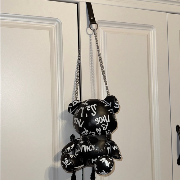 Graffiti Bear Phone Shoulder or Top Handle Bag - Picture 5 of 7